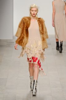 JRFW1112LFW025.jpg