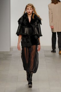 JRFW1112LFW031.jpg