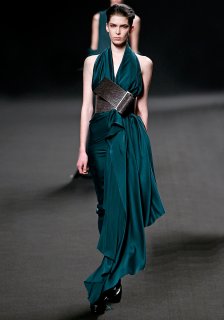 haider-ackermann-rtw-fw2011-runway-018_123605562262.jpg