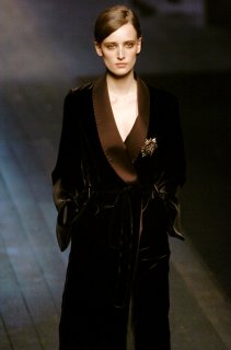 Lanvin+Fall+2004+EyMxI2E4NImx.jpg