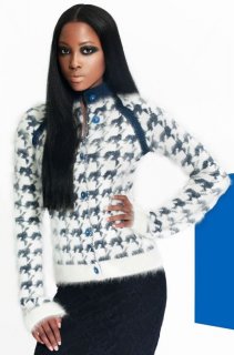 Versace-Pre-Fall-2012-Nyasha-Matonhodze-12.jpg