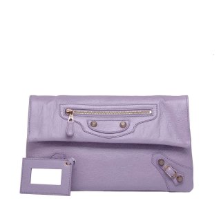 282011_D94IO_5425_A-glycine-balenciaga-giant-envelope-handbags-1000x1000.jpg